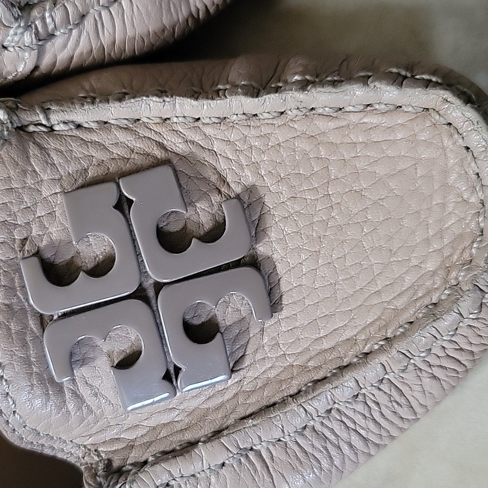 Tory Burch Tan Moccasin Flats with Logo Detail - Picture 3 of 8
